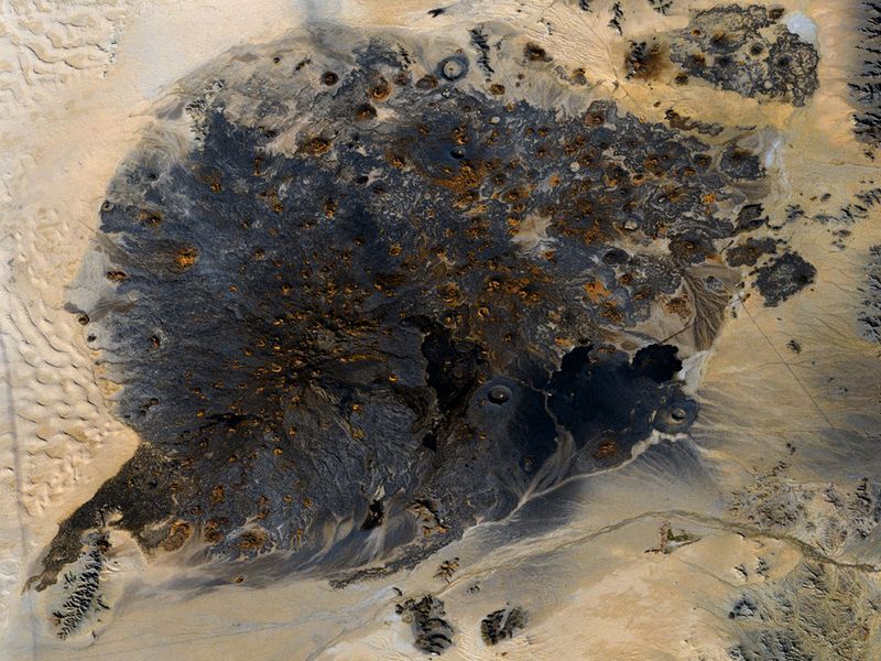 © Joel Jimenez - Image from the Glimmers, feathers and staring skies photography project