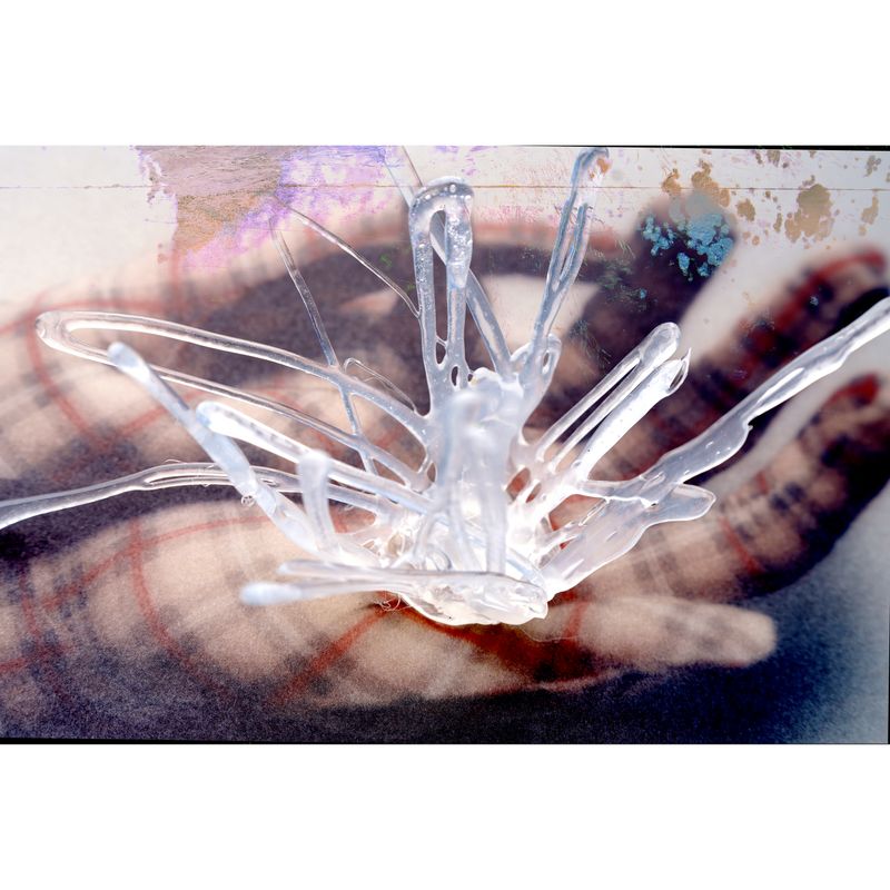 © BALLOON - Splash · Echo of Surge                       • A splash erupts—echo of submerged surge made visible.