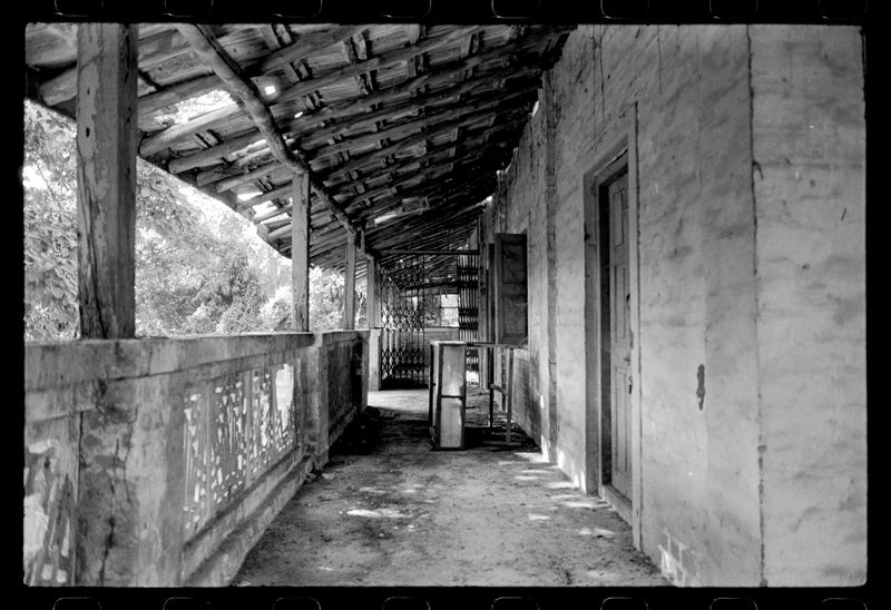 © Anuj Ambalal - Abandoned premise, Khadi Gram Udyog Prayog Samiti