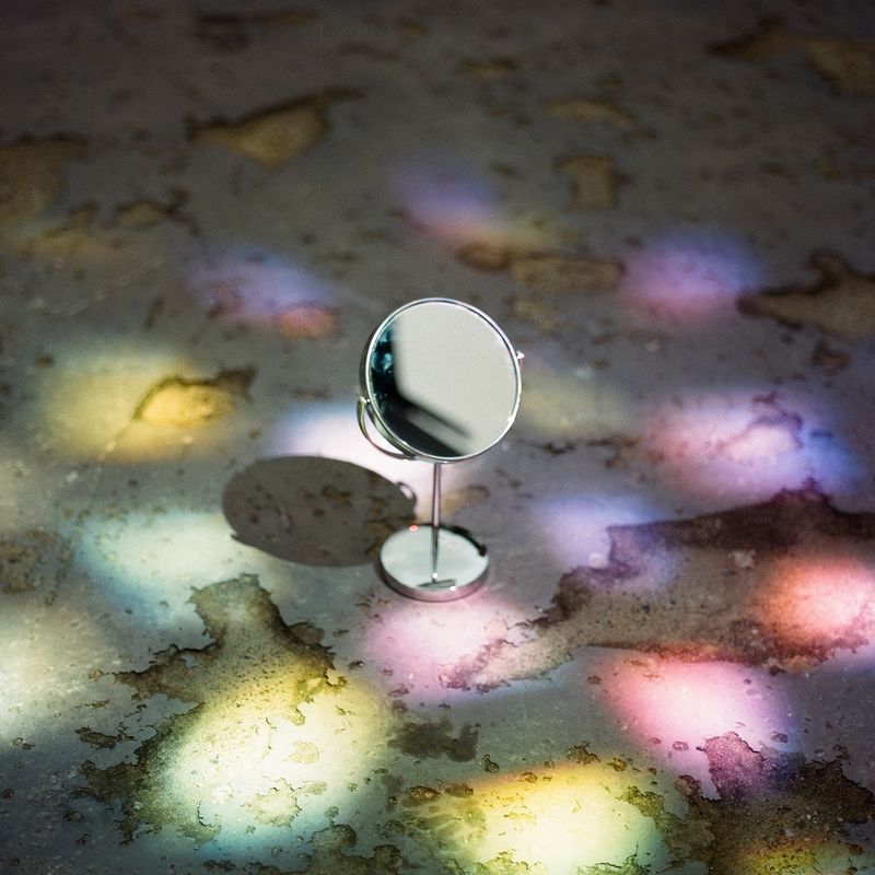 © Simin Jing - Image from the PAPER BOAT photography project