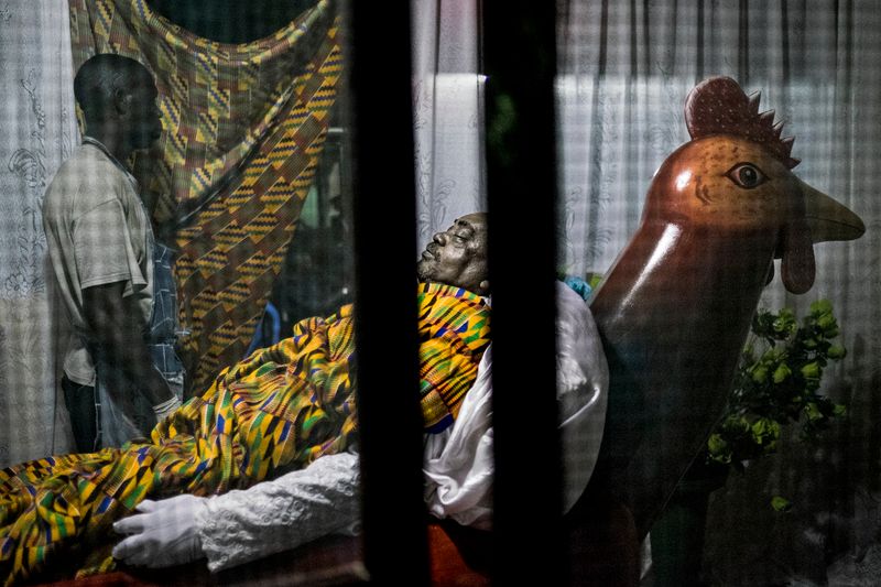 © Klaus Bo - Image from the dead and alive photography project