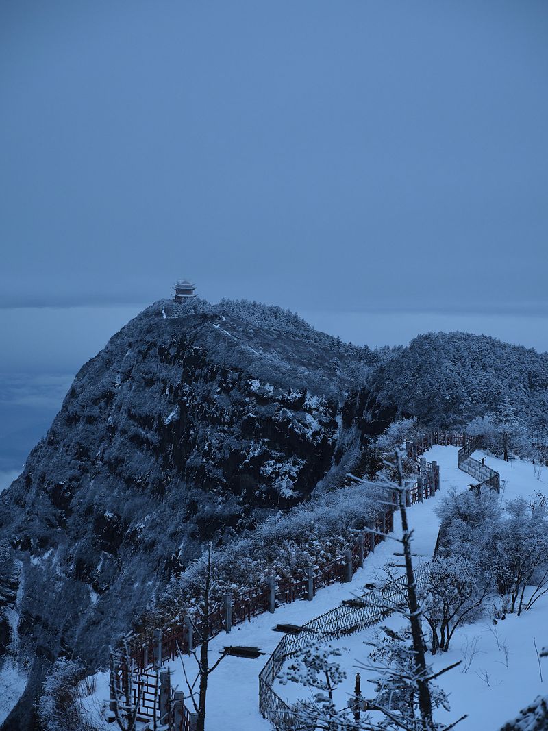 © LIYING HUANG - Image from the I Still Do Not Know Him photography project