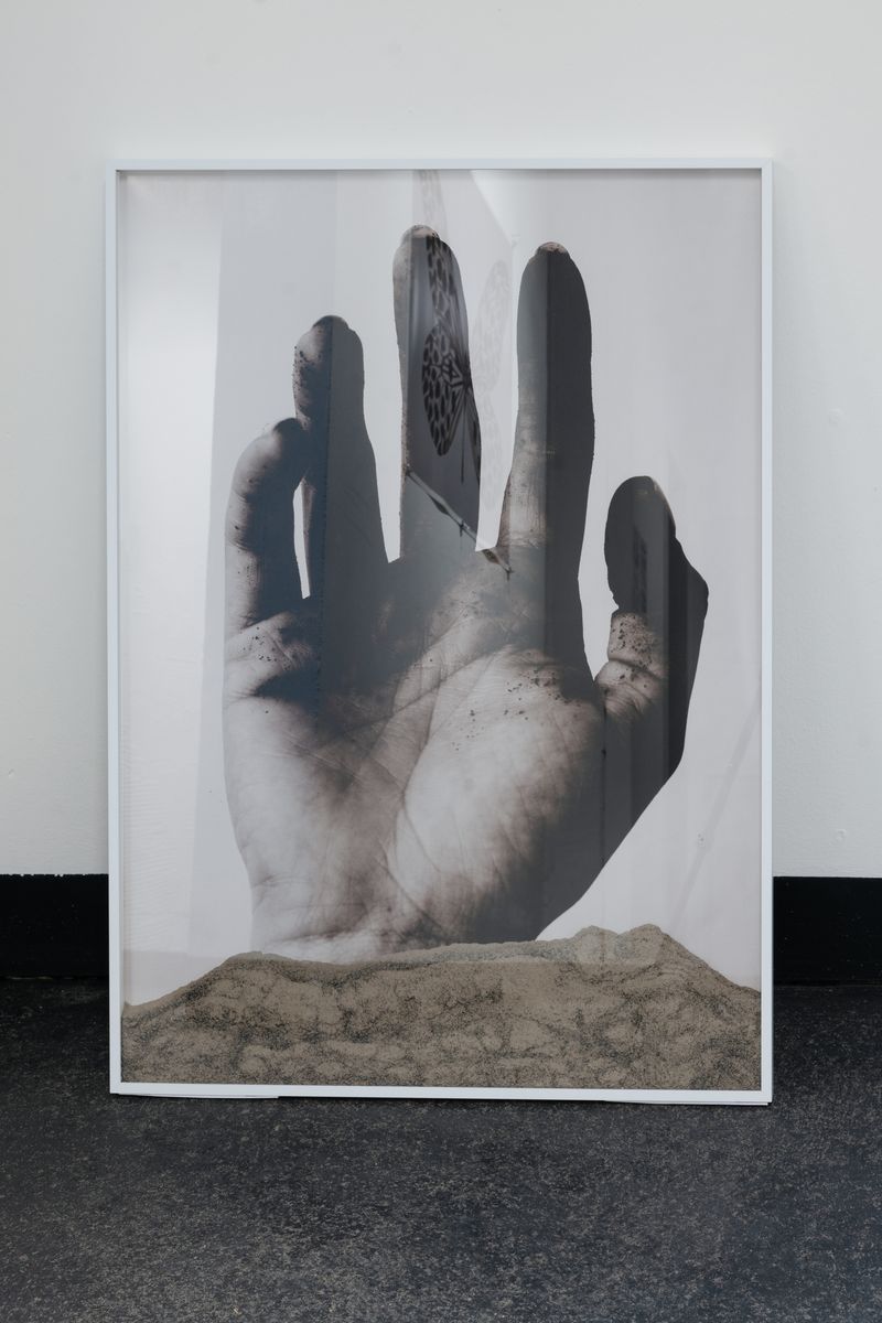 © David Löffler - Exhibition view 03: Object frame with photograph and ashes inserted