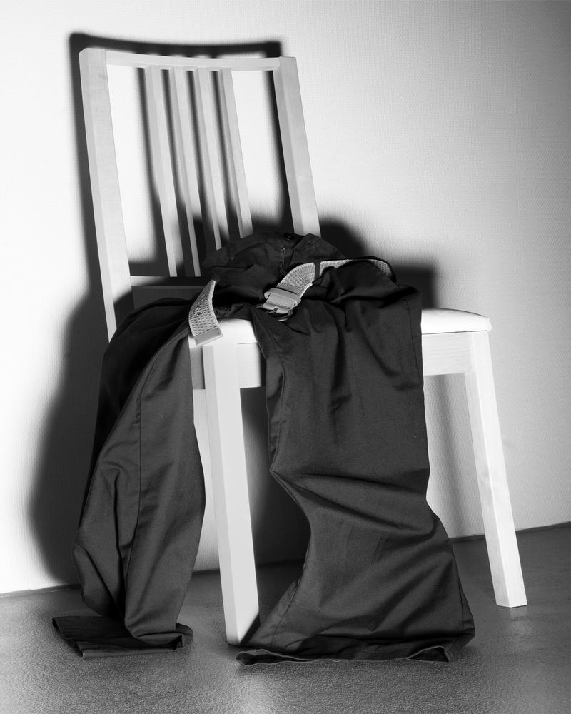 © tianyu wang - Unfastened belt