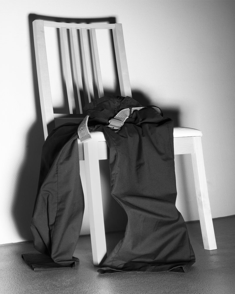 © tianyu wang - Unfastened belt