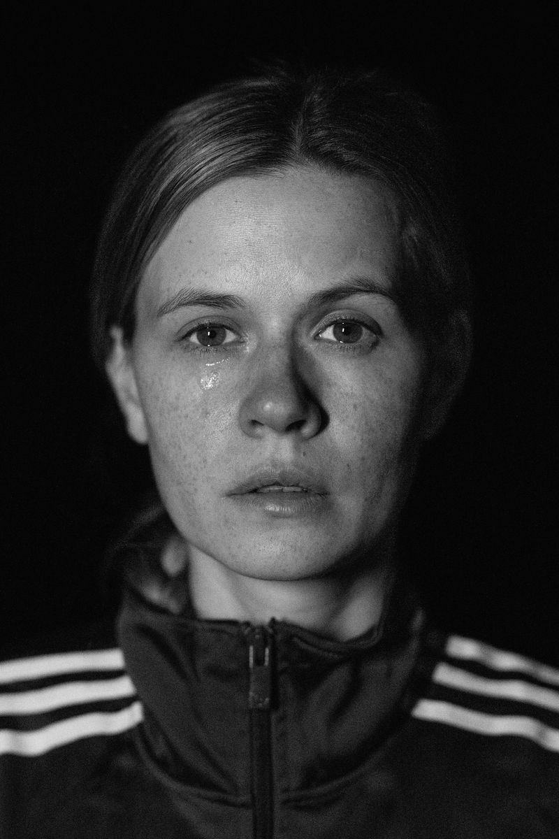 © Anna Guseva - Image from the «The black night calls my name» photography project