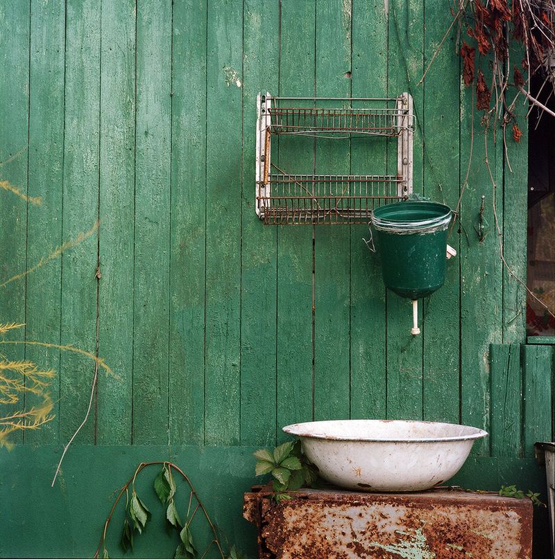 © Sofia Tatarinova - Image from the Summer Houses photography project