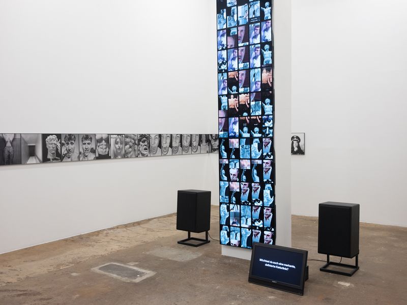 © Ganslmeier & Zibelnik - Bereitschaft, 3-channel video installation. HALLE 14, Leipzig, 2025.