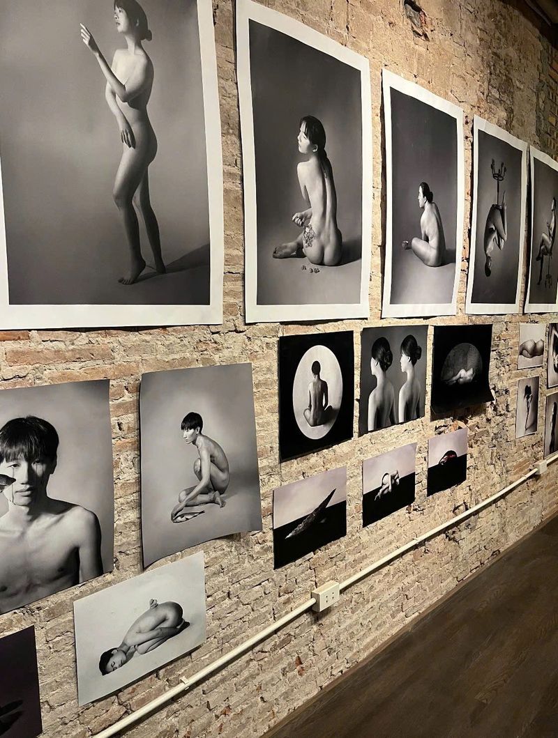 Private Viewing: silent existence (se)