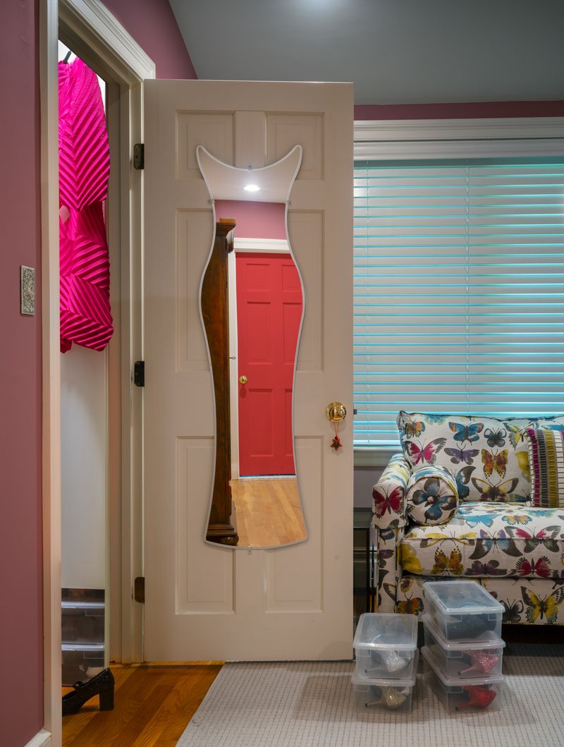 © Sarah  Malakoff - Closet