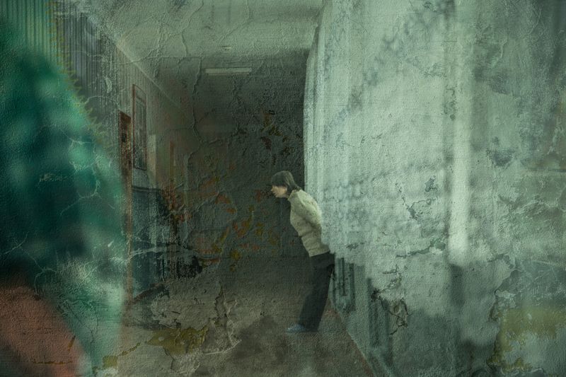 © Krystyna Sahyrova - Silence