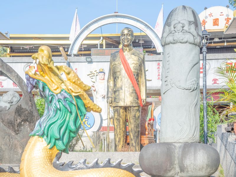 © Chung Ming Ko - Image from the The Graveyard of a Dictator photography project