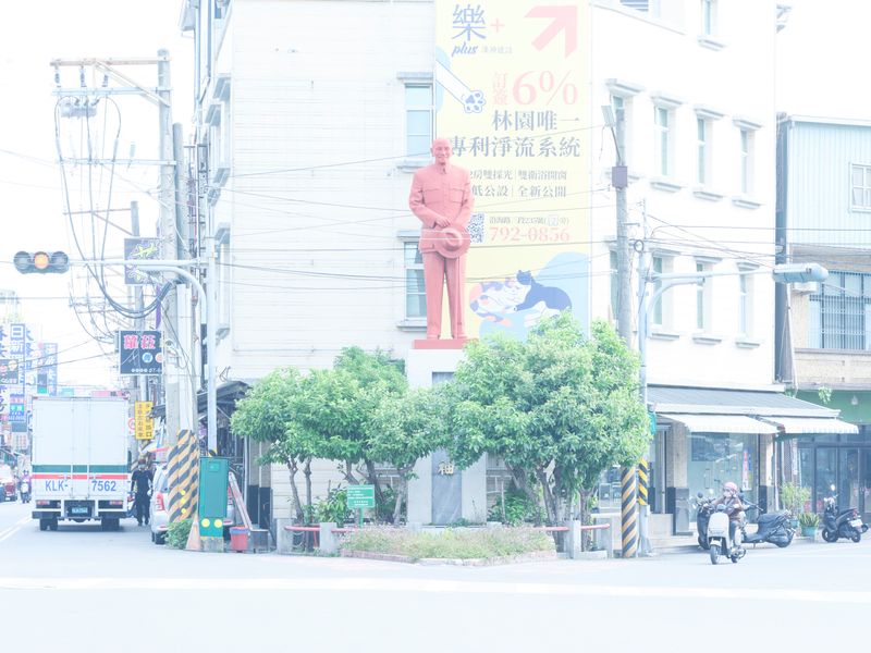 © Chung Ming Ko - Image from the The Graveyard of a Dictator photography project