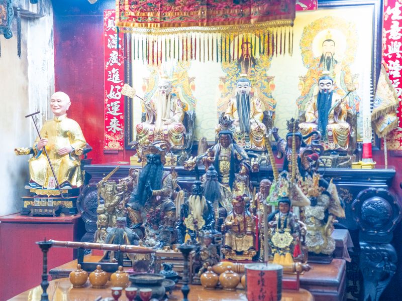 © Chung Ming Ko - Image from the The Graveyard of a Dictator photography project