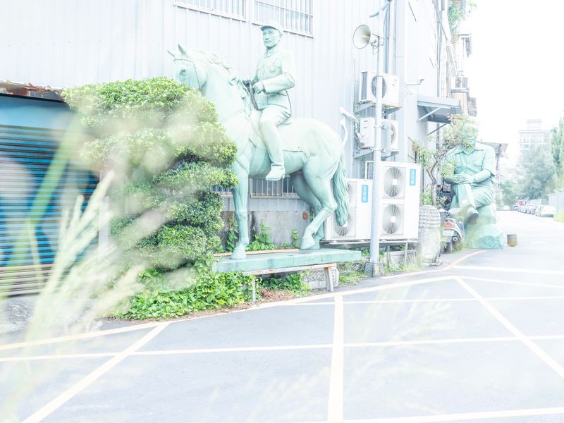 © Chung Ming Ko - Image from the The Graveyard of a Dictator photography project