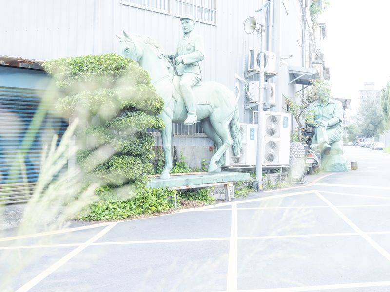 © Chung Ming Ko - Image from the The Graveyard of a Dictator photography project