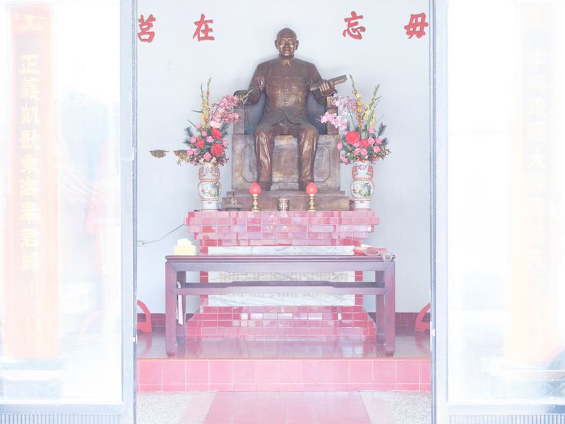 © Chung Ming Ko - Image from the The Graveyard of a Dictator photography project