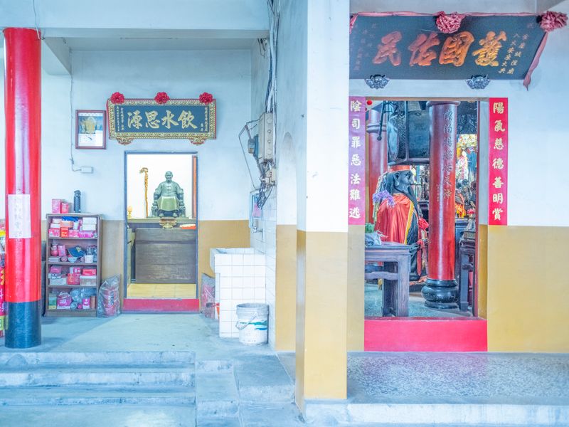 © Chung Ming Ko - Image from the The Graveyard of a Dictator photography project