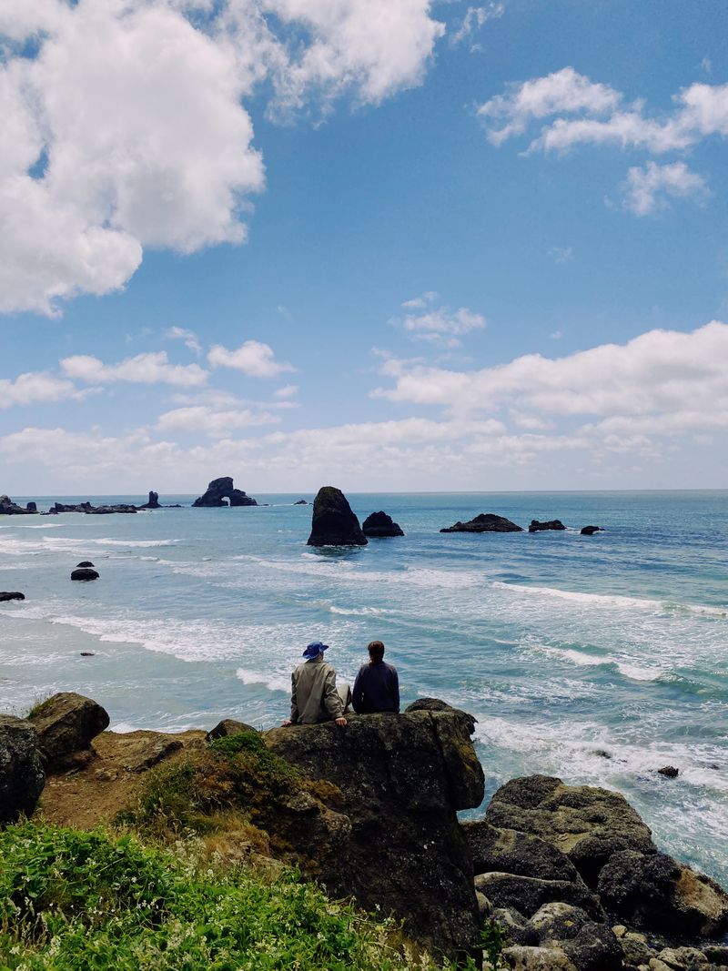 © Nina Kuiper - Two Lovers On The Rocks