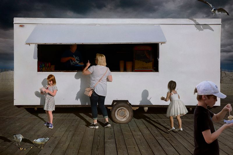 © francisco diaz + deb young - Light Bite