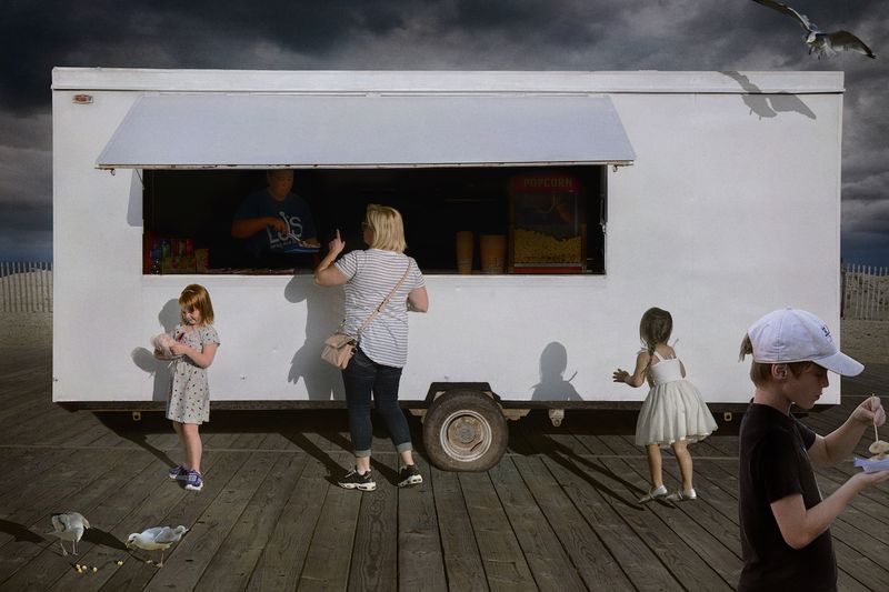 © francisco diaz + deb young - Light Bite