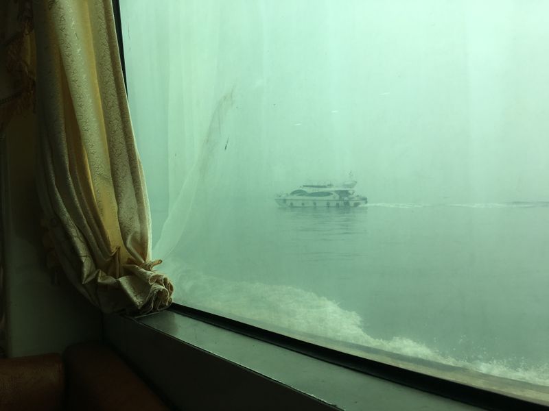 © Tara Fallaux - Image from the PERFECT PEARL photography project