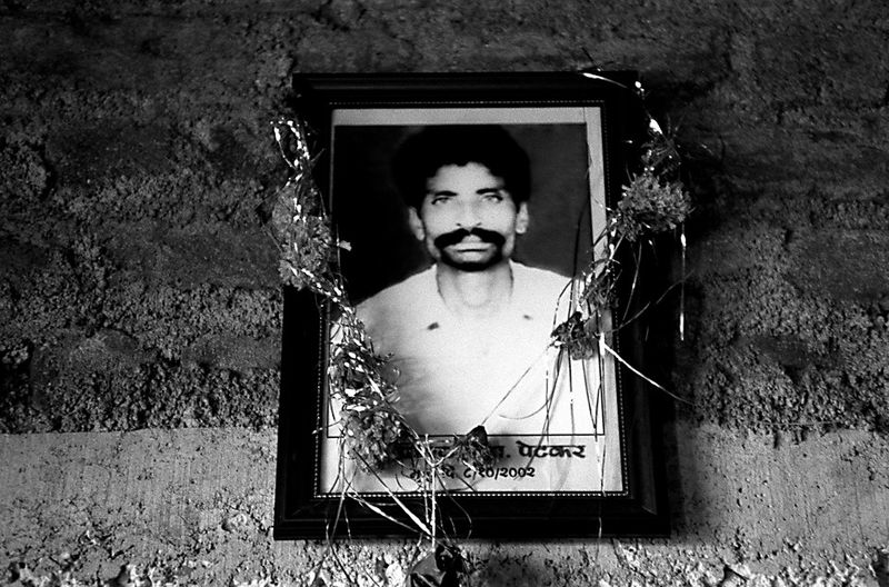© Isabell Zipfel - Image from the suicide farmers + BT Cotton in India photography project