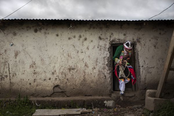 © Gianni Bulacio - Image from the Chiaraje a blood ritual photography project