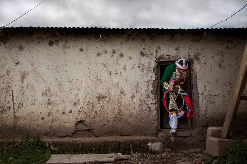 © Gianni Bulacio - Image from the Chiaraje a blood ritual photography project