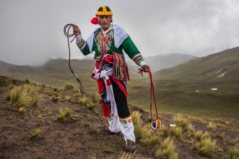 © Gianni Bulacio - Image from the Chiaraje a blood ritual photography project