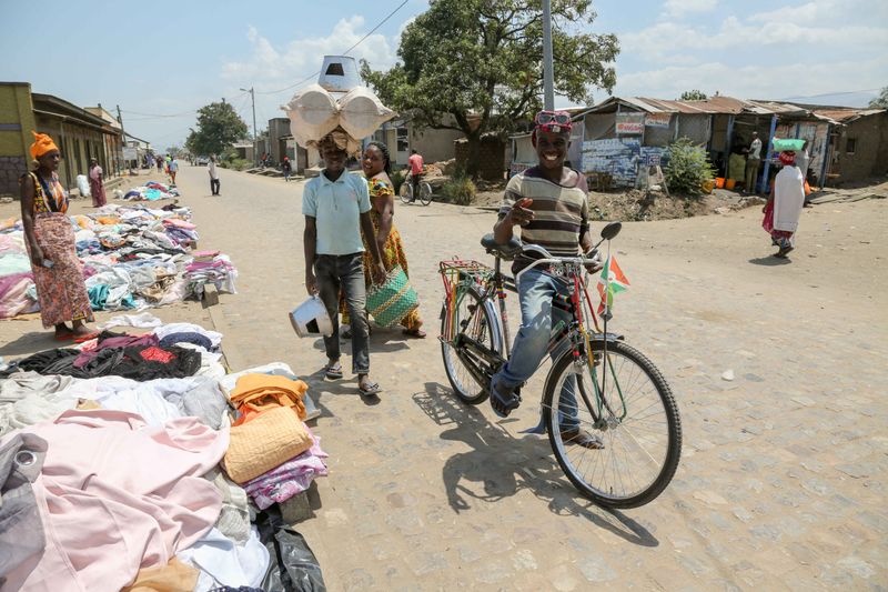 © alexandra buxbaum - Image from the Bujumbura –City in the Heart of Africa photography project