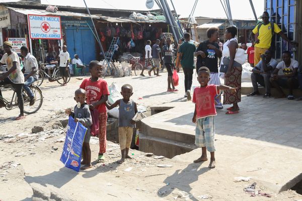 © alexandra buxbaum - Image from the Bujumbura –City in the Heart of Africa photography project