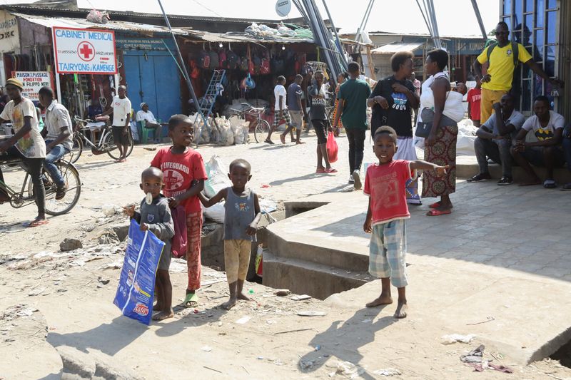 © alexandra buxbaum - Image from the Bujumbura –City in the Heart of Africa photography project