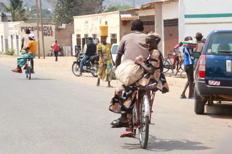 © alexandra buxbaum - Image from the Bujumbura –City in the Heart of Africa photography project
