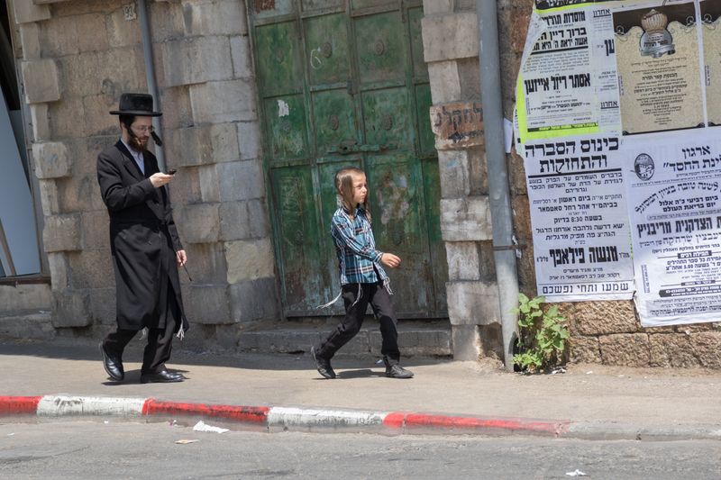 © alexandra buxbaum - Image from the Mea Shearim - A Look at Orthodox Jerusalem photography project