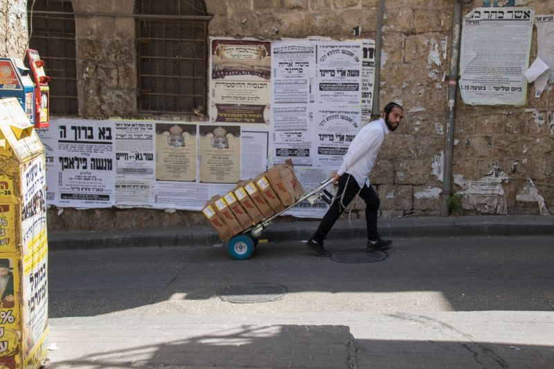 © alexandra buxbaum - Image from the Mea Shearim - A Look at Orthodox Jerusalem photography project