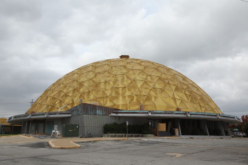 © alexandra buxbaum - The Gold Dome along Historic Route 66, Oklahoma City, Oklahoma