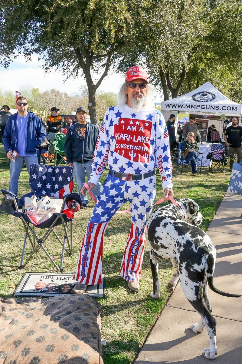 © alexandra buxbaum - Image from the Red White & MAGA photography project