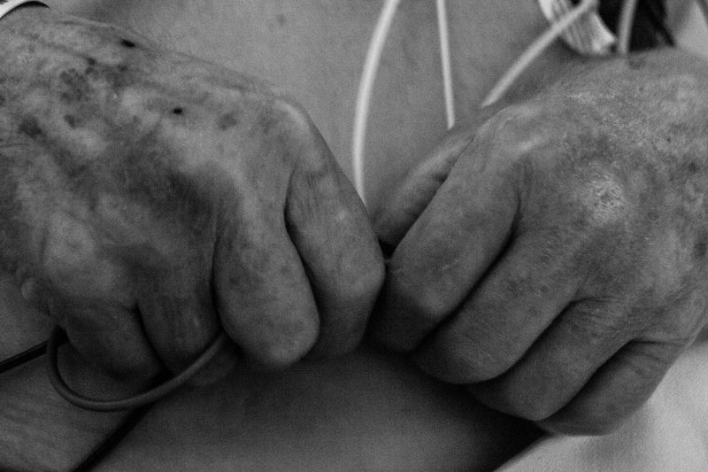 © Susanna De Pascalis - Image from the BURN. HO BISOGNO DI METTERMI IN  PACE. photography project