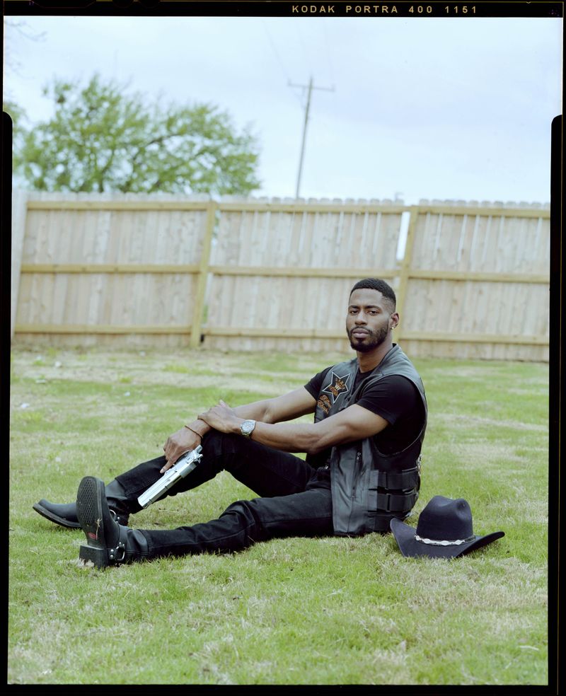 © Christian K. Lee - Image from the Armed Doesn't Mean Dangerous photography project
