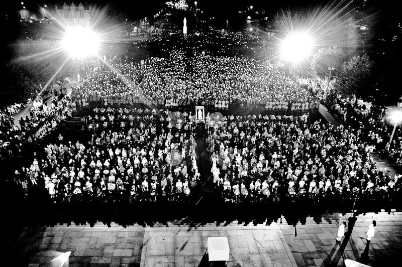 © Jeppe Bøje Nielsen - Image from the Lourdes - City of miracles photography project