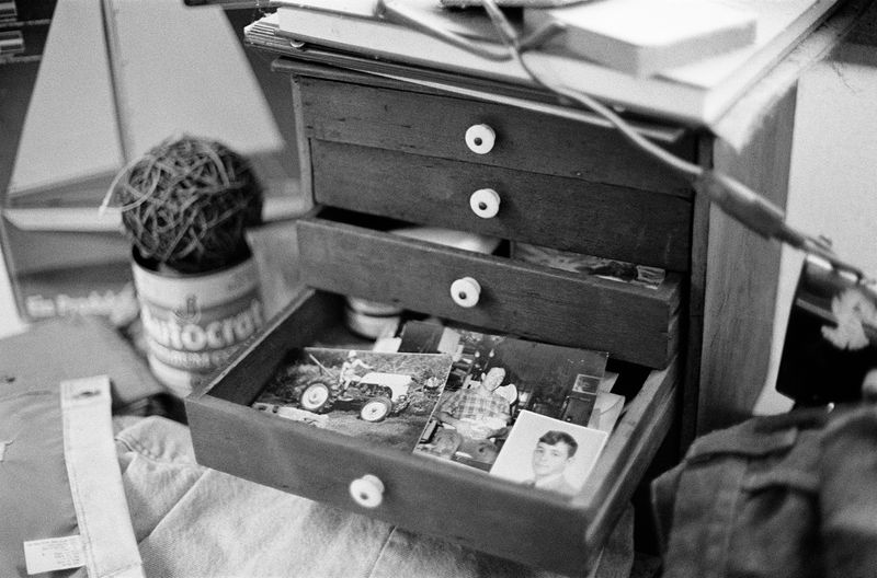 © Phoebe Shuman-Goodier - Image from the Bad Dogs photography project