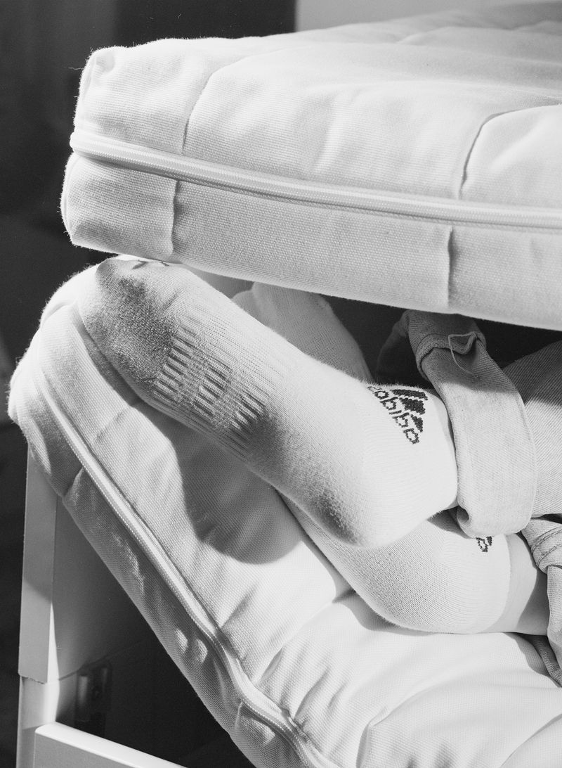 © Nyo Jinyong Lian - Image from the Trust me photography project