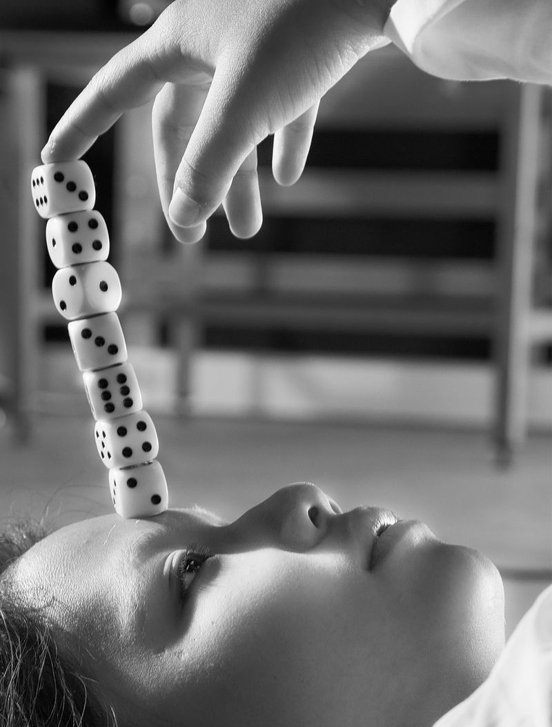 © Nyo Jinyong Lian - Image from the Trust me photography project