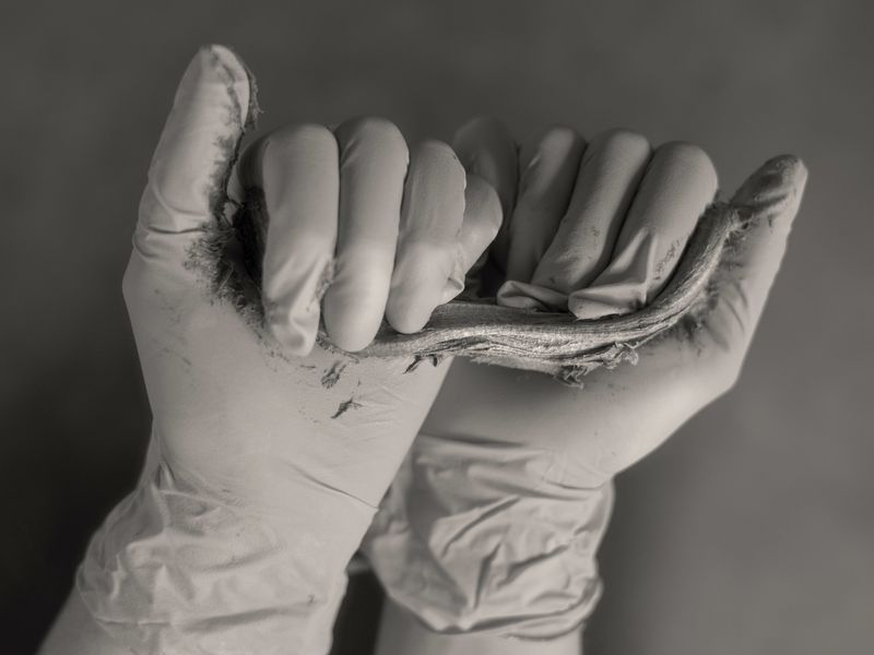 © Lorenzo Di Lernia - Mastic, rosin, and beeswax crayon, used for extracting ultramarine blue from the stones.