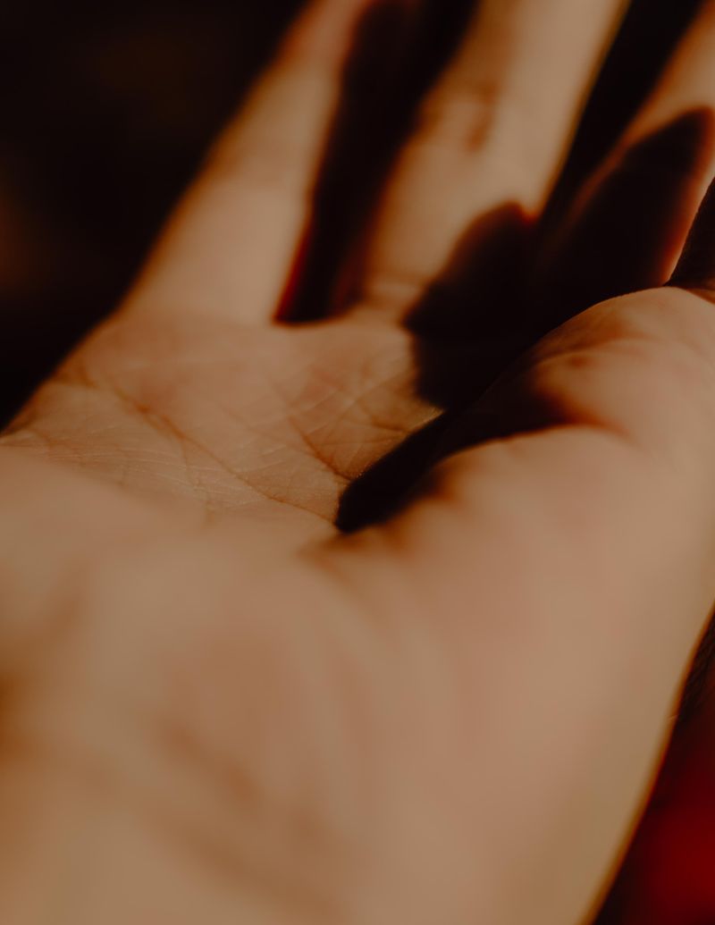 © Andrew Tedy - Image from the Bayangan Ayah photography project