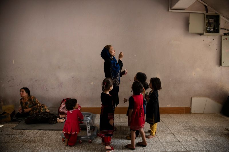 © Kiana Hayeri - Image from the They Killed Their Husbands. Now in Prison, They Feel Free. photography project