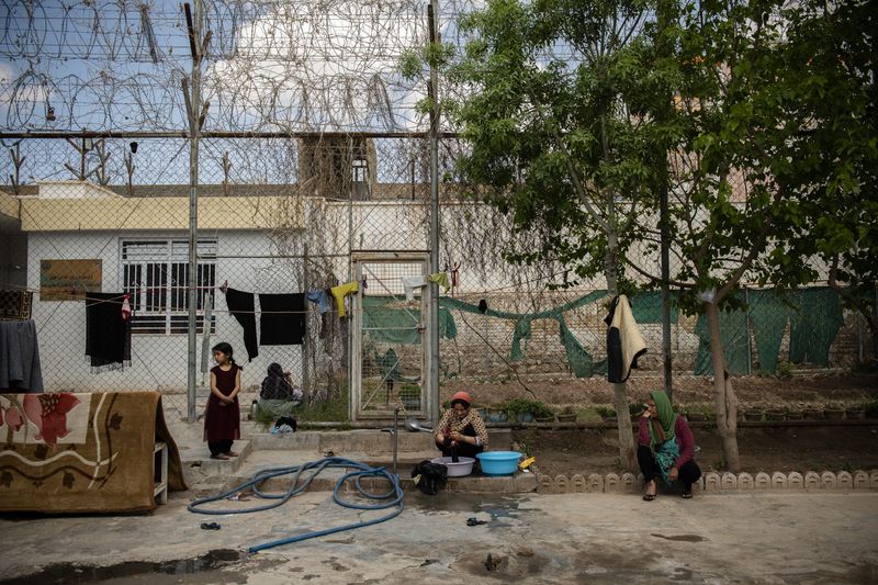 © Kiana Hayeri - Image from the They Killed Their Husbands. Now in Prison, They Feel Free. photography project