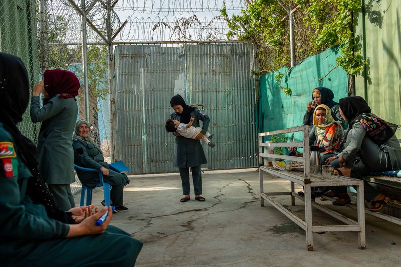 © Kiana Hayeri - Image from the They Killed Their Husbands. Now in Prison, They Feel Free. photography project