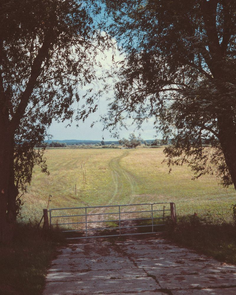 © Maria Louceiro - Image from the Stolzenhagen: Where Borders Blur photography project